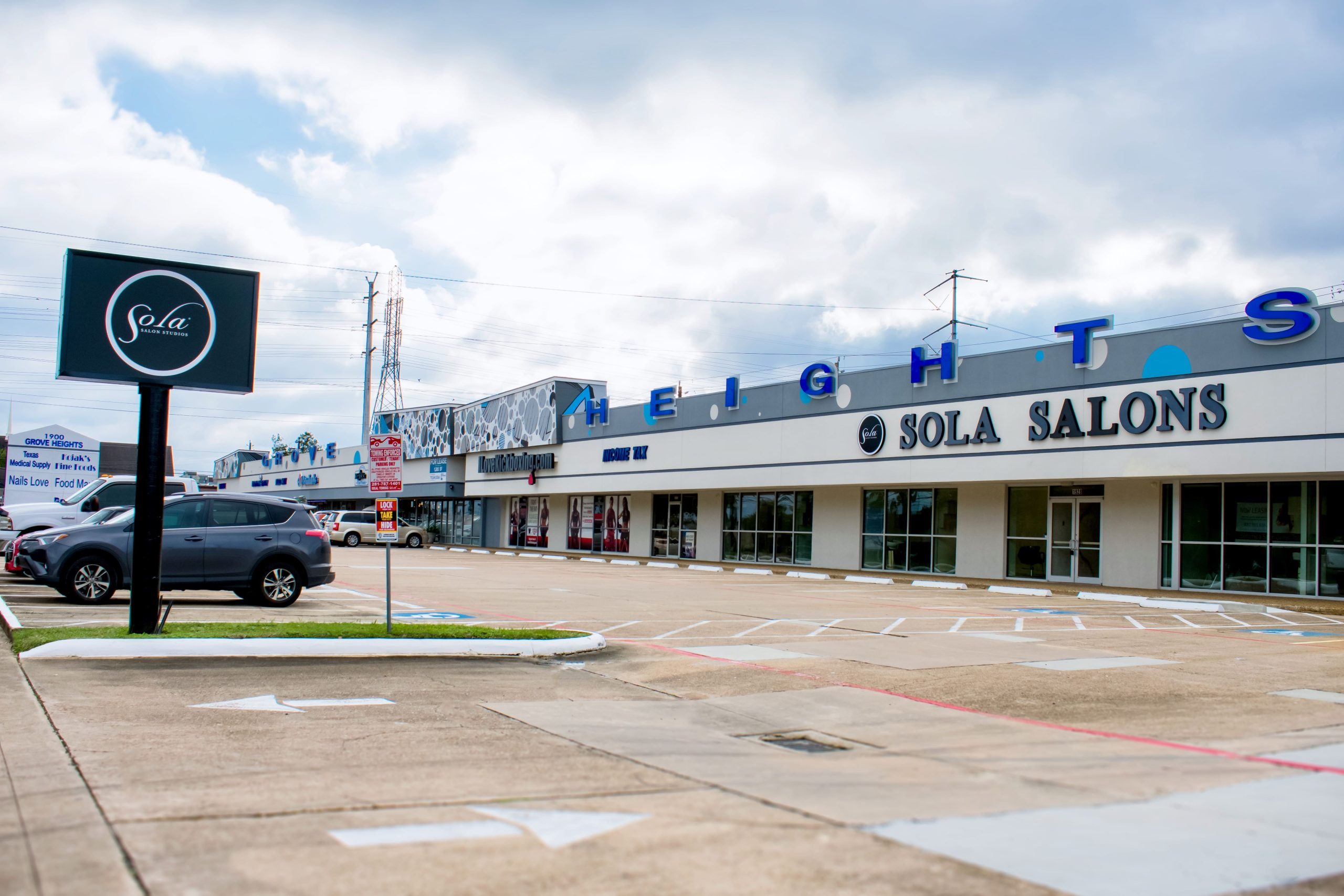 Sola Salons, Houston, TX, USA